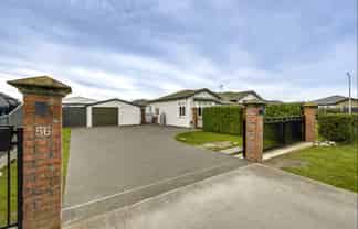 56 Kenny Road, Awatoto