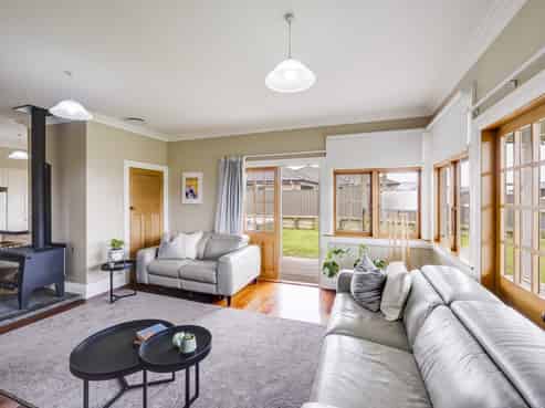 56 Kenny Road, Awatoto