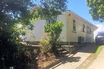 161 Miromiro Road, Normandale