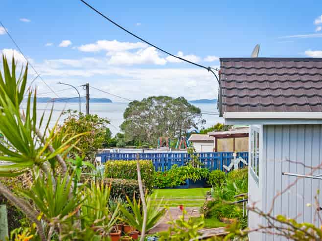6 Dalton Road, Snells Beach