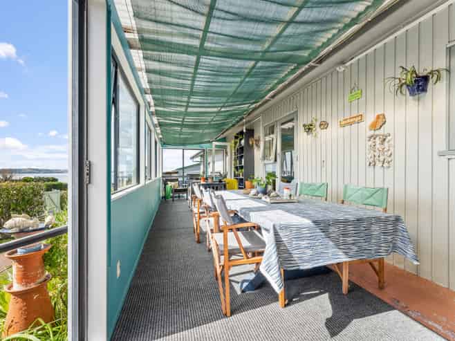 6 Dalton Road, Snells Beach