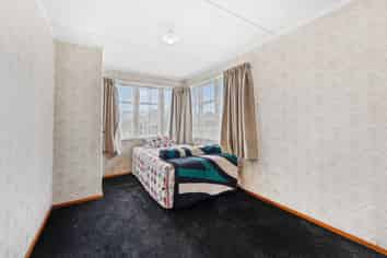 4 Severn Terrace, Roslyn