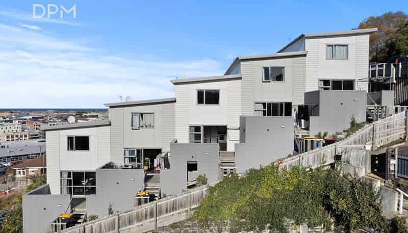 B/6 Bishops Place, Dunedin Central