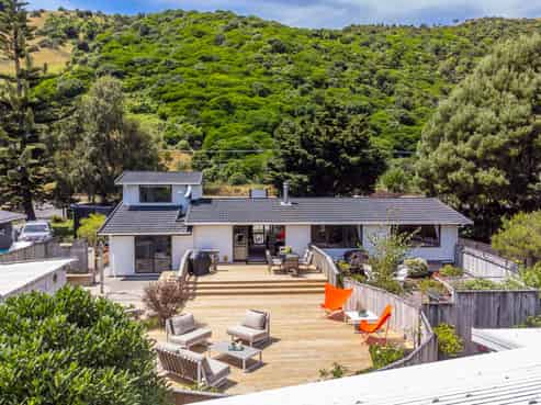 222 Main Road South, Raumati South