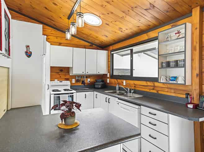 222 Main Road South, Raumati South