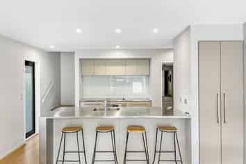 105 Caledonian Road, Saint Albans