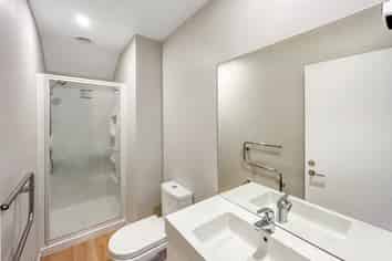 105 Caledonian Road, Saint Albans