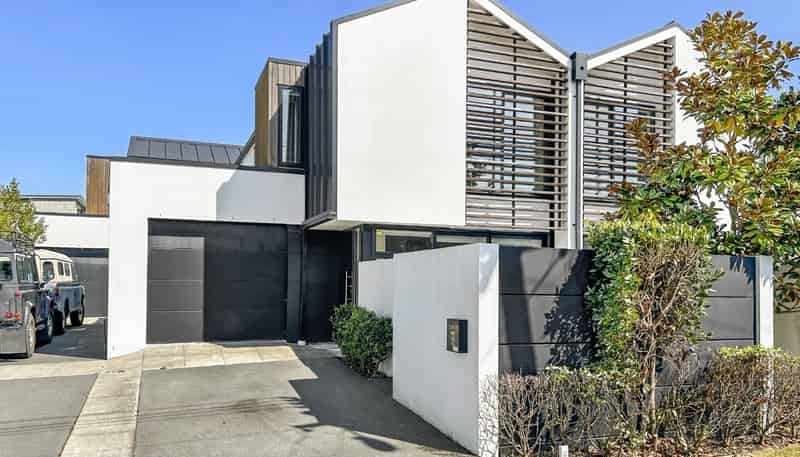 105 Caledonian Road, Saint Albans