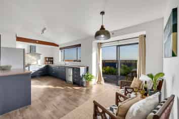 67 South Bay Parade, Kaikoura