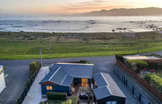67 South Bay Parade, Kaikoura