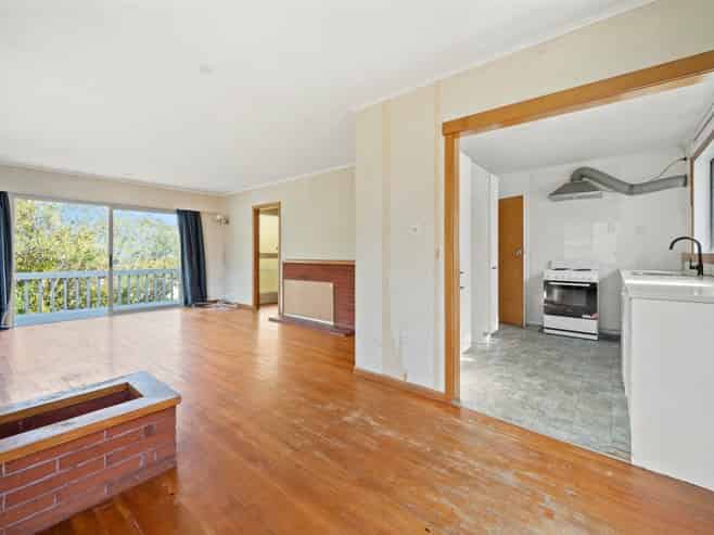15 Zita Maria Drive, Massey