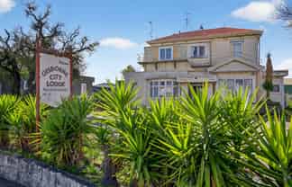 High-return 15-bedroom accommodation opportunity
