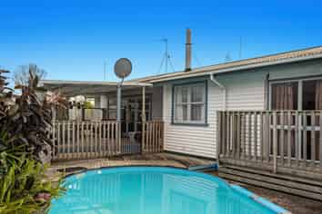64 Riverside Drive, Whakatane