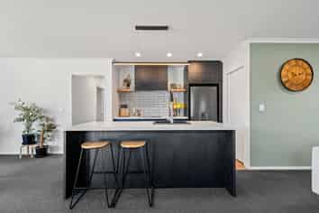 27 Helicon Street, Pegasus