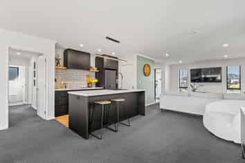 27 Helicon Street, Pegasus