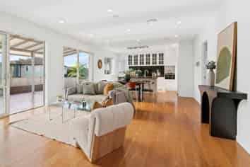 33 Lagonda Rise, Oteha
