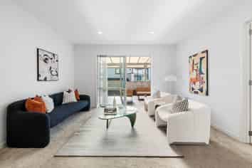 33 Lagonda Rise, Oteha