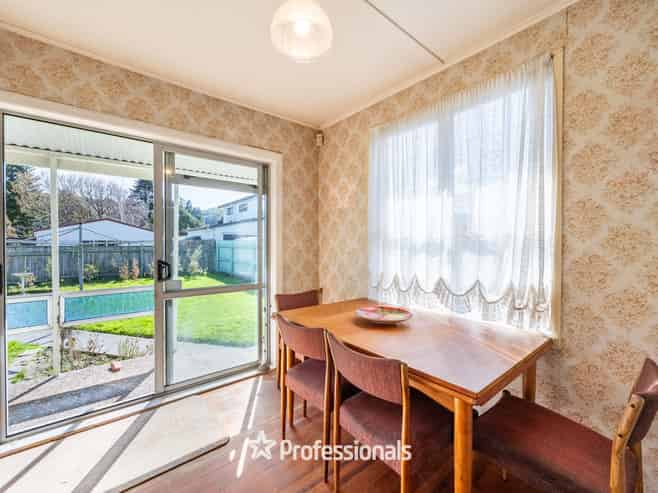17 Molesworth Street, Taita