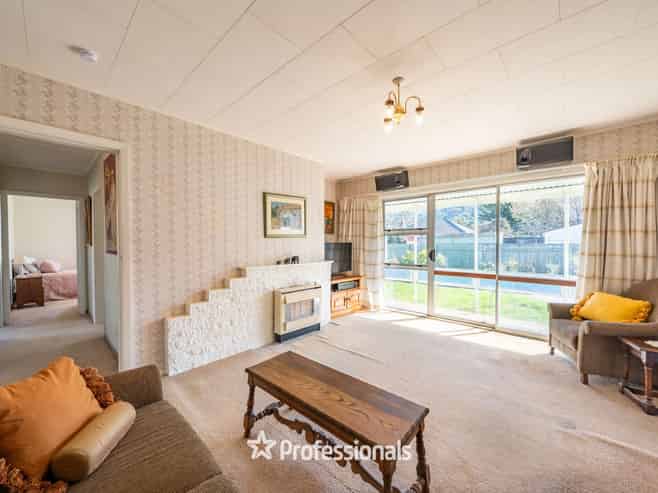 17 Molesworth Street, Taita