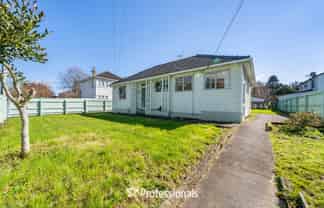 17 Molesworth Street, Taita
