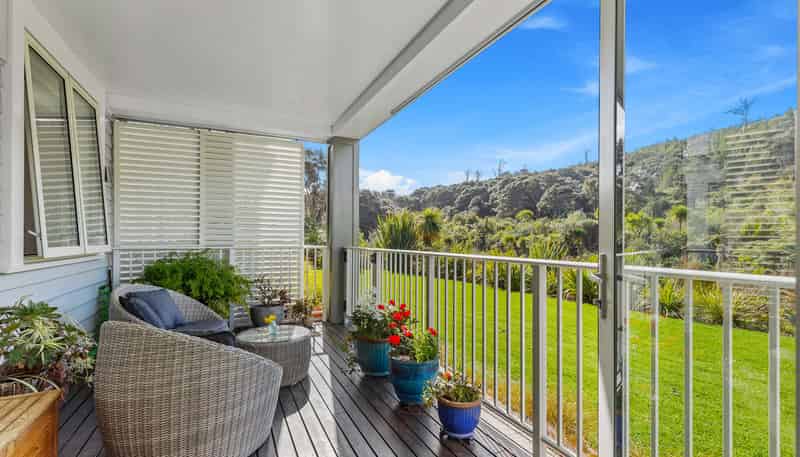 126 Eaves Bush Parade, Orewa