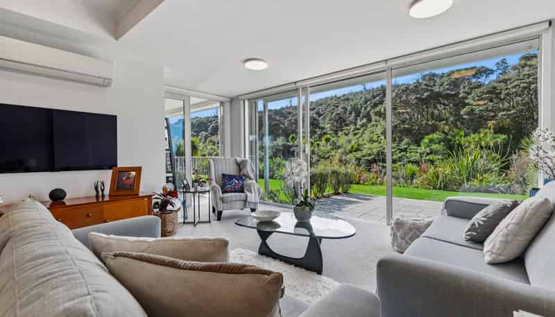 126 Eaves Bush Parade, Orewa