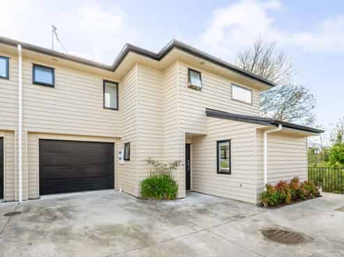 4/3 Manning Street, Hamilton Central