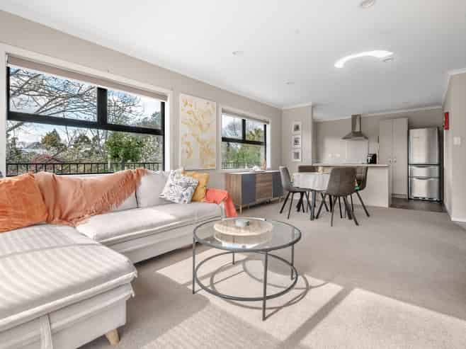 4/3 Manning Street, Hamilton Central