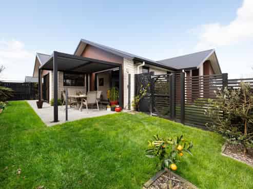 65 Trewern Avenue, Greenhill Park