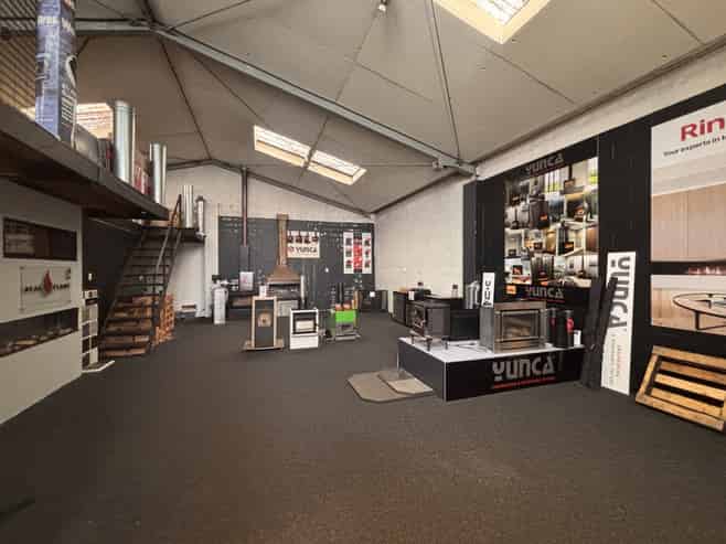 262sqm industrial unit in the heart of the action