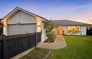 11 Grapnel Street, Red Beach