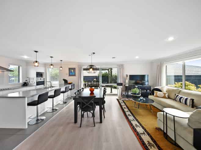 11 Grapnel Street, Red Beach