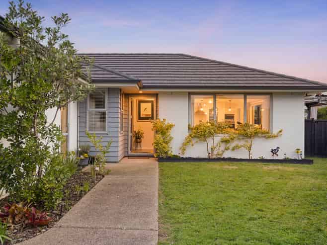 11 Grapnel Street, Red Beach