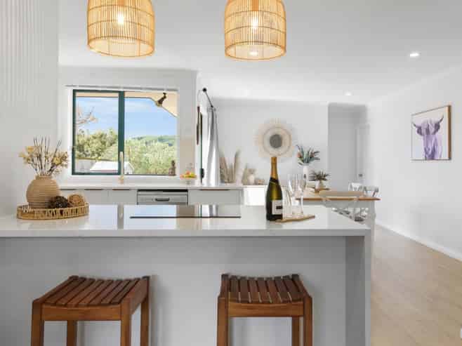 67 Cabeleigh Drive, Helensville