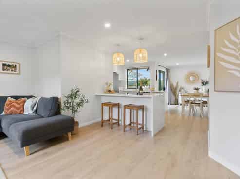 67 Cabeleigh Drive, Helensville