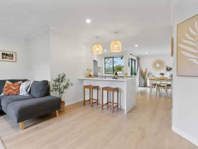 67 Cabeleigh Drive, Helensville