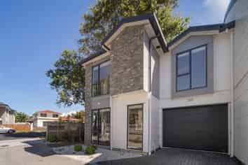 64 Landscape Road, Papatoetoe