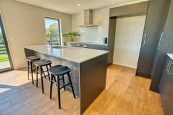 10 Hinau Crescent, Kaiata