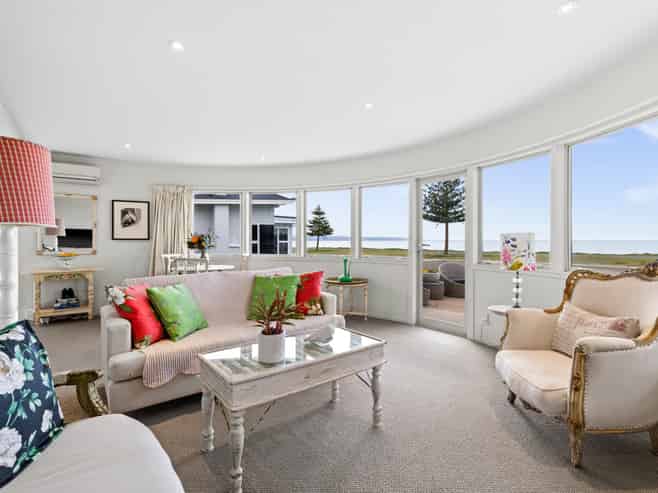1/40 The Esplanade, Westshore
