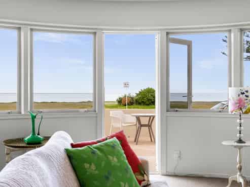 1/40 The Esplanade, Westshore