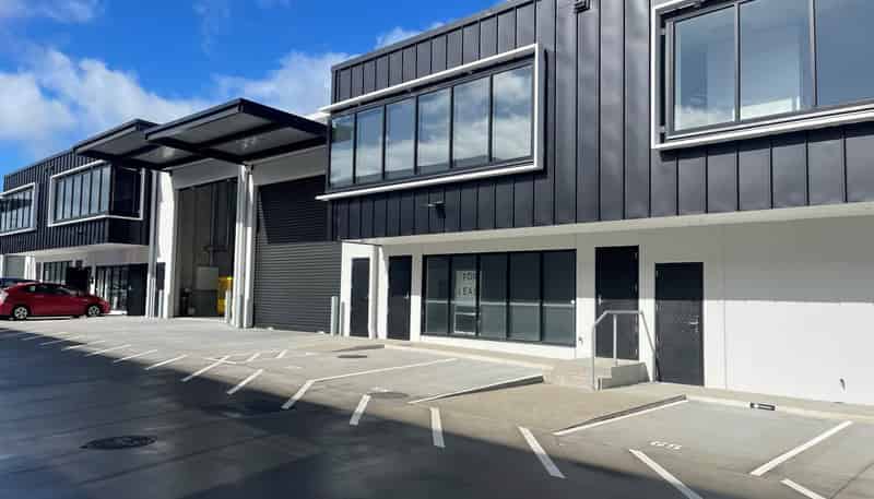 Unit 2/88 Hobsonville Road, Hobsonville