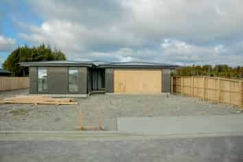 10A Hinau Crescent, Kaiata
