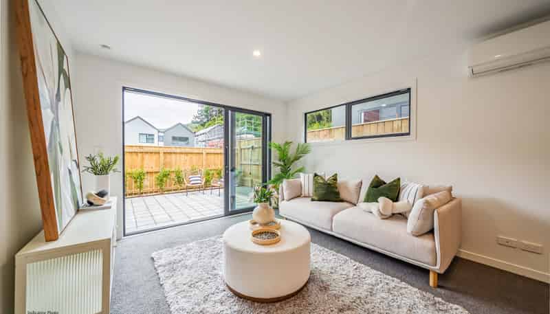 4/60 Akatarawa Road, Brown Owl