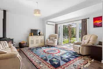 638 Oxford Road, Fernside