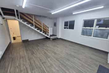 100M² LIVE / WORK IN THE HEART OF KOHIMARAMA
