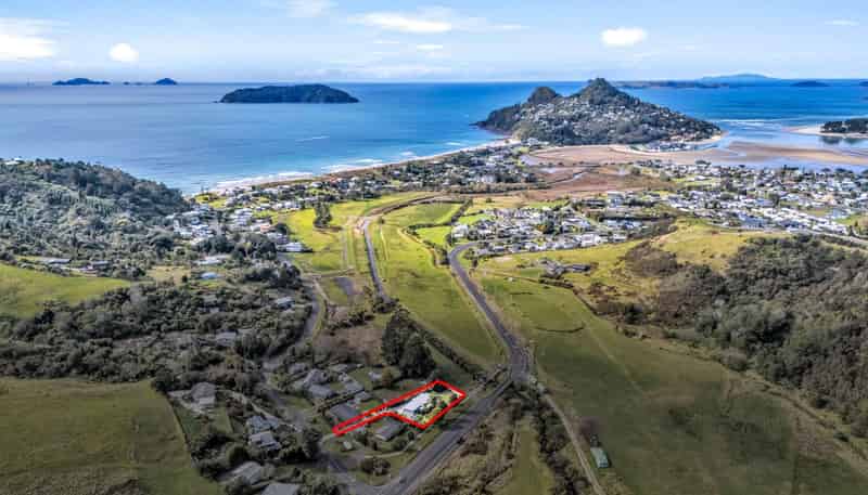 1a Ocean Beach Road, Tairua