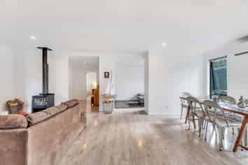 1a Ocean Beach Road, Tairua