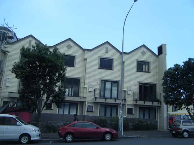 33V New North Road, Eden Terrace