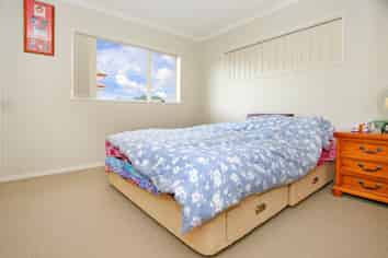 79 Baverstock Road, Flat Bush
