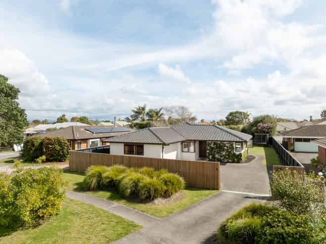 25 Hibiscus Avenue, Mount Maunganui